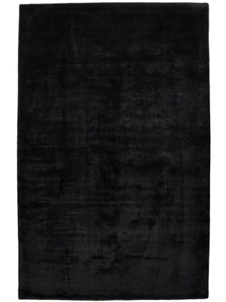 Dominica Black