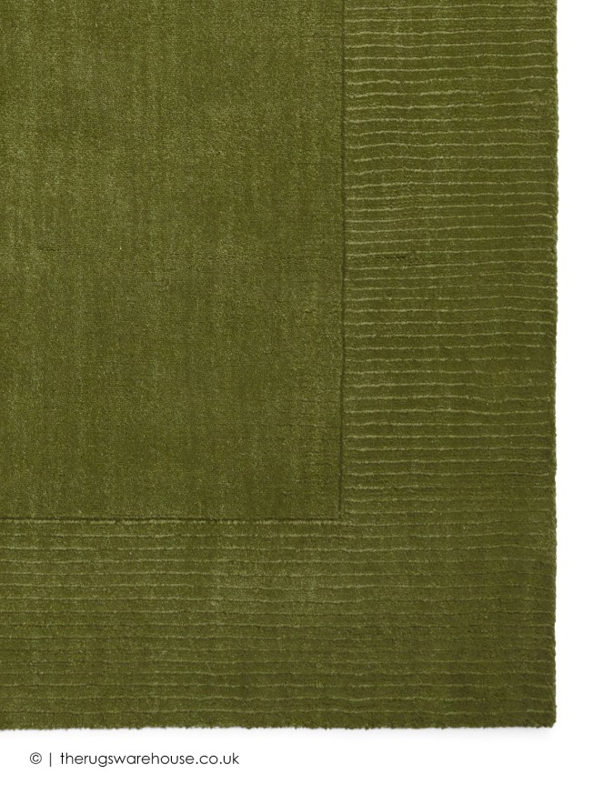 Windsor Border Green Rug - 7