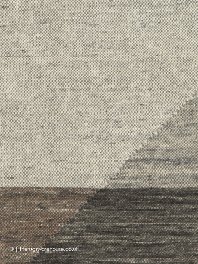 Edgy Grey Red Rug - 4