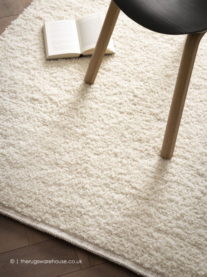 Welfor Cream Rug - 3