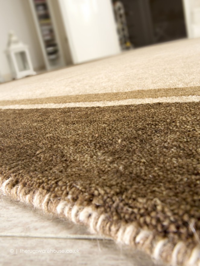 Rovanio Beige Rug - 6