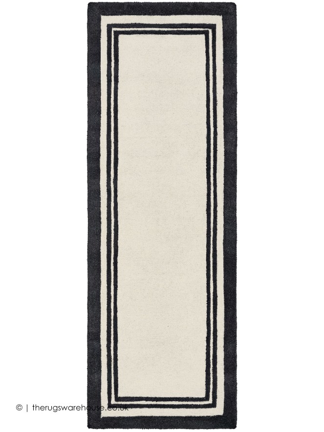 Piper Monochrome Runner - 5