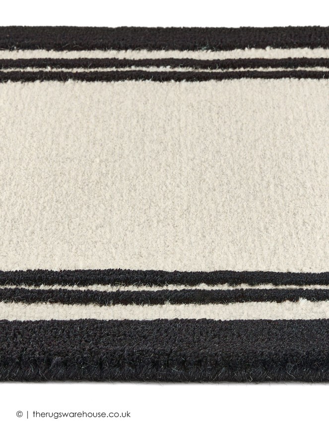 Piper Monochrome Runner - 4