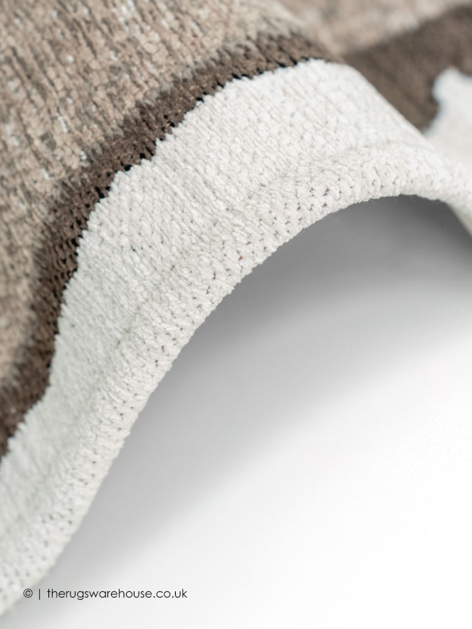 Brush Mastic Rug - 3