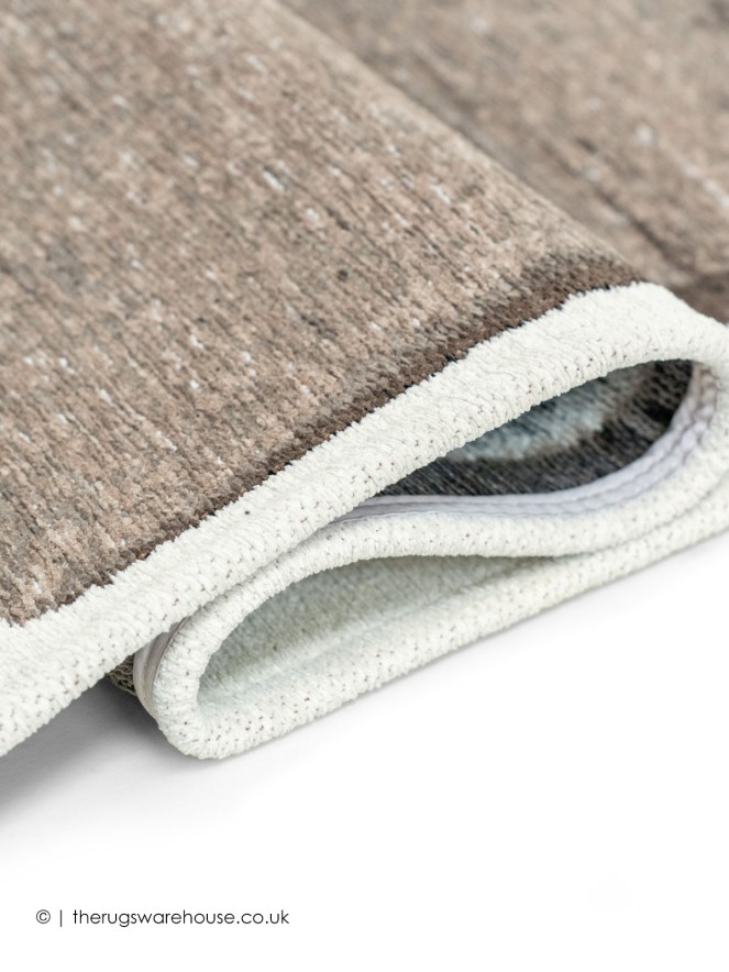 Brush Mastic Rug - 4