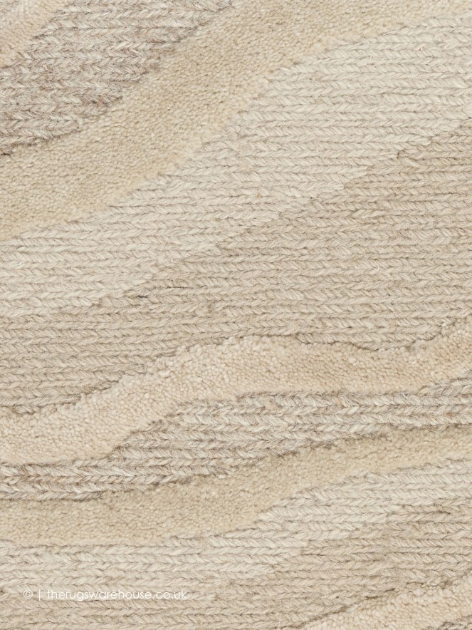 Grand Suite Saddle Rug - 5