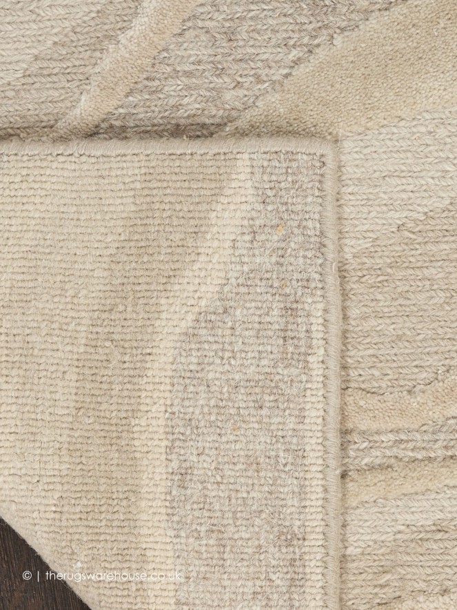 Grand Suite Saddle Rug - 8