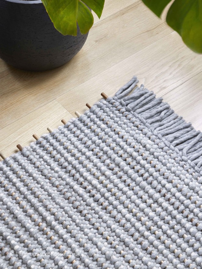 Goz Kiri Rug - 4