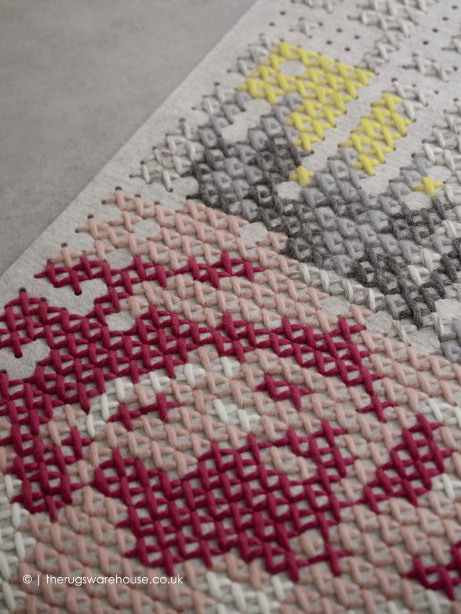 Canevas Flowers Rug - 4