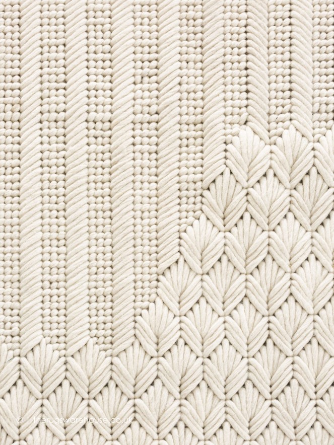 Chaddar White Rug - 4