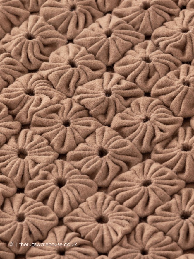 Momos Camel Rug - 11