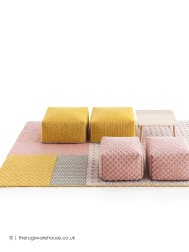 Silai Rose Rug - Thumbnail - 5