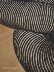 Giro Vertical Black Rug - Thumbnail - 4