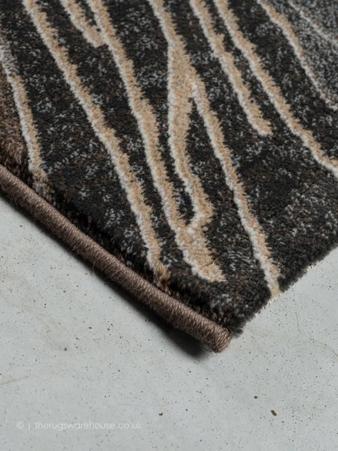 Ospandia Rug - 3