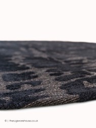 Black Water Circle Rug - Thumbnail - 4
