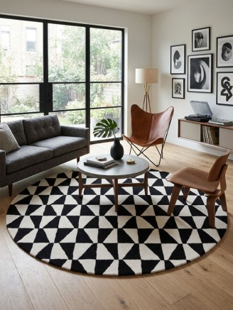 Monroe Black White Circle