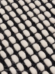 Mac Bobble Mono Rug - Thumbnail - 4