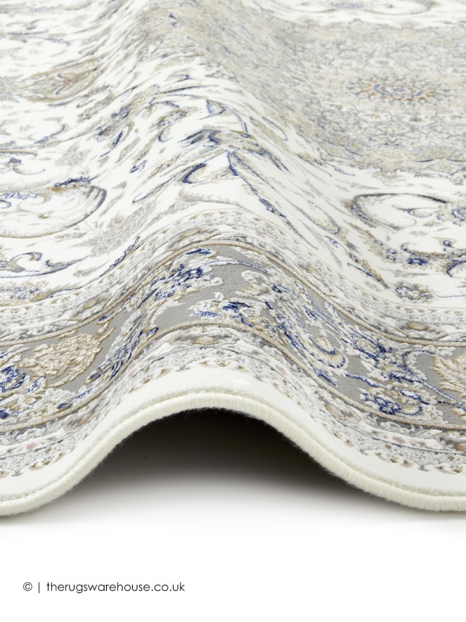 Almas Rug - 3