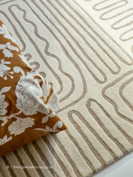 Hollow Pebble Rug - Thumbnail - 3