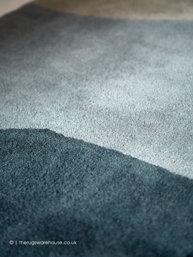 Sedimentary Midnight Runner - 4