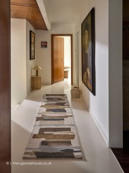 Zeal Taupe Runner - Thumbnail - 2